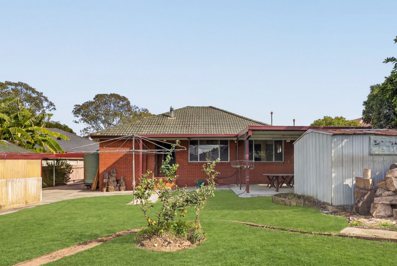 Delivered photography — 13 Lunn Ct, Cabramatta